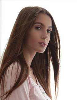 hena 22 year female call girls in Haridwar